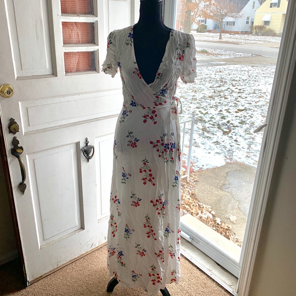 Forever 21 White Wrap Maxi Dress